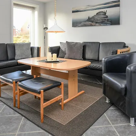 Appartement 3 Bedroom Cozy In Romo